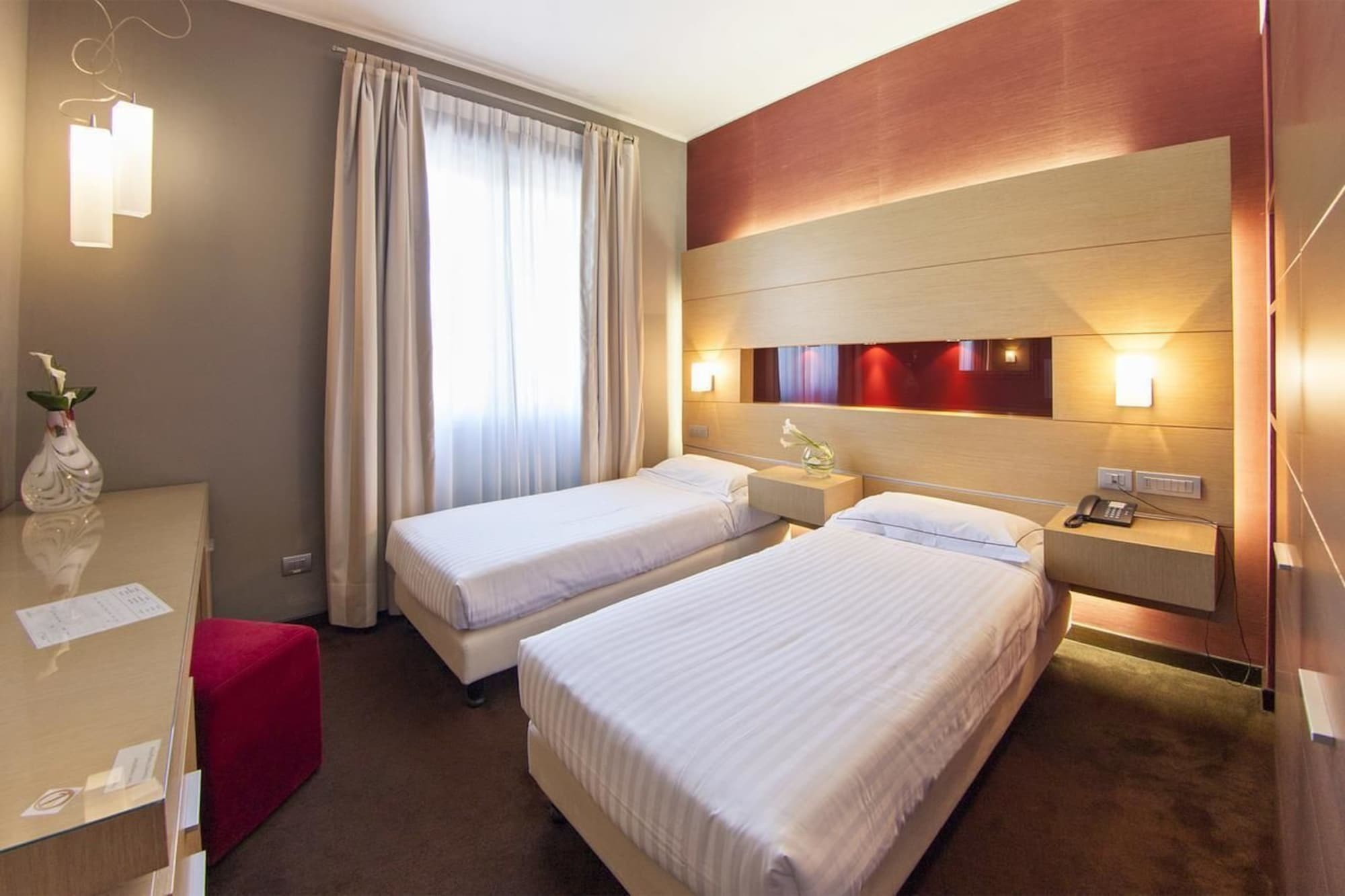 Inverigo Hotel Ngoại thất bức ảnh