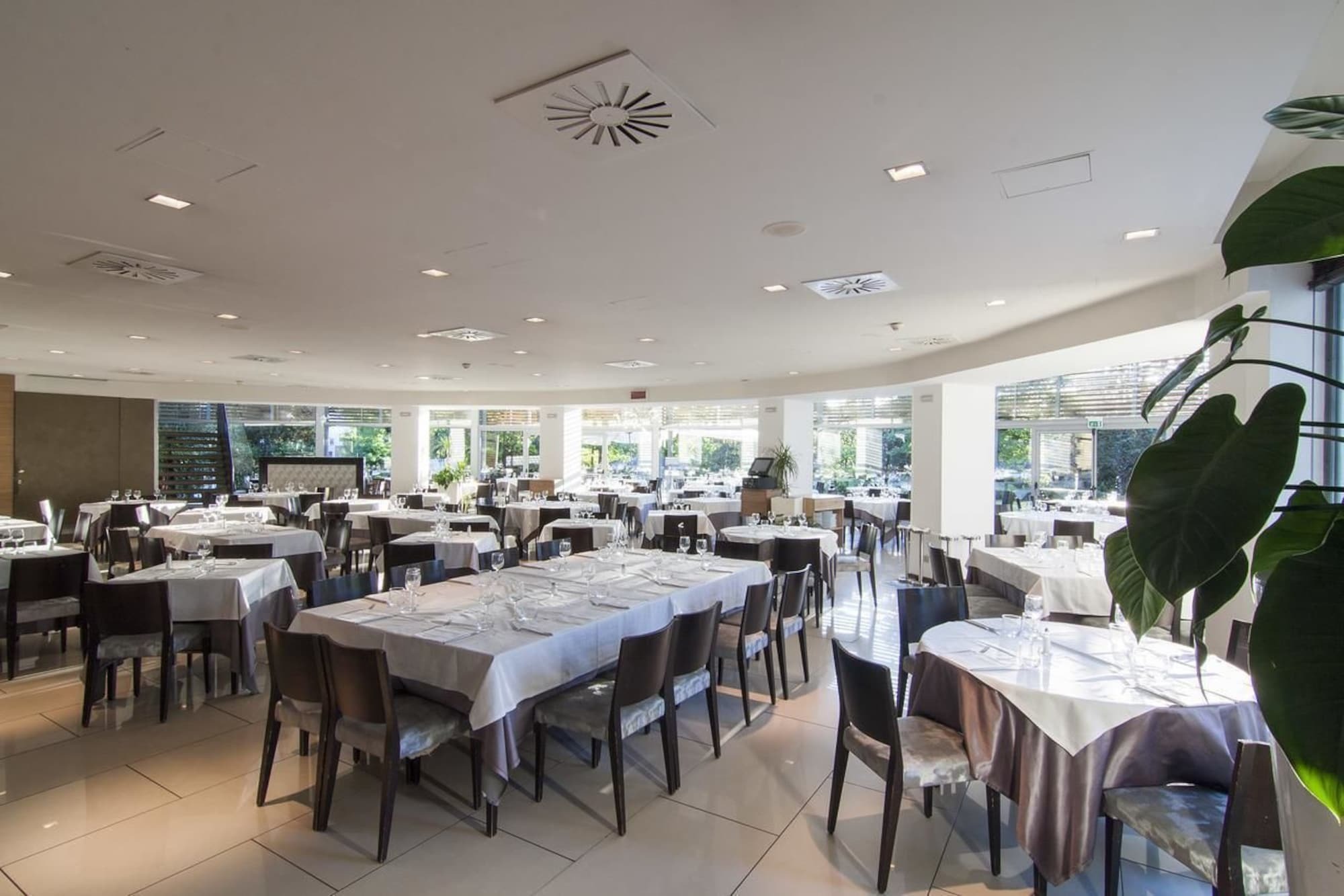 Inverigo Hotel Ngoại thất bức ảnh