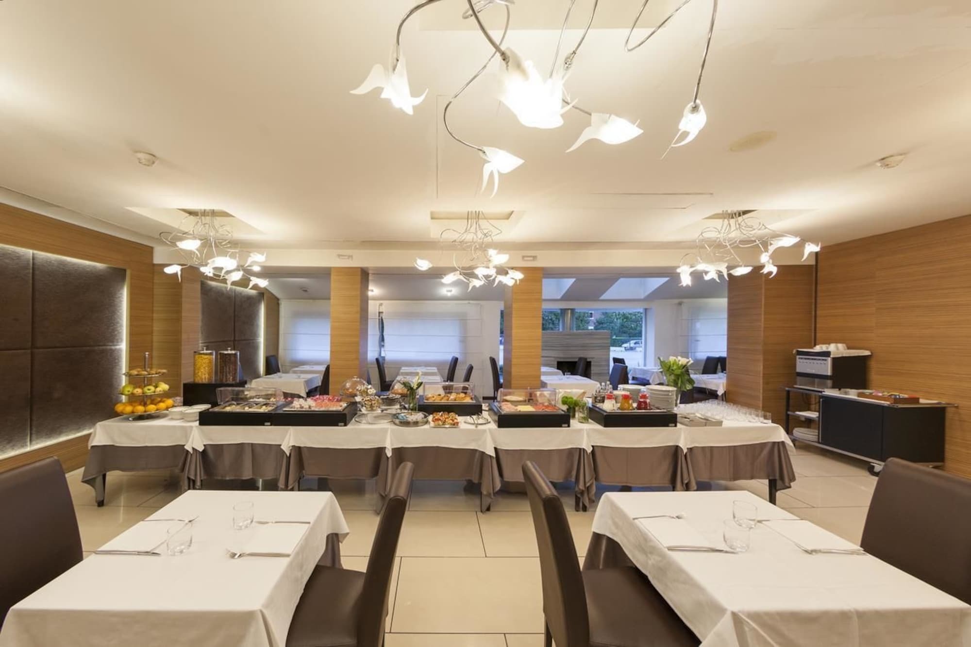Inverigo Hotel Ngoại thất bức ảnh